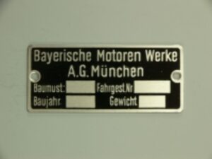 Typenschild BMW leer