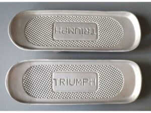 Trittbretter aus Aluminium passend für  TRIUMPH Motorräder, links & rechts, Fahrerseitig, 340mm, (1 Paar)