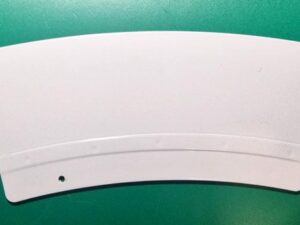 Vorderes Nummernschild weiß für BMW R2–R4 und R11, ein Befestigungsloch